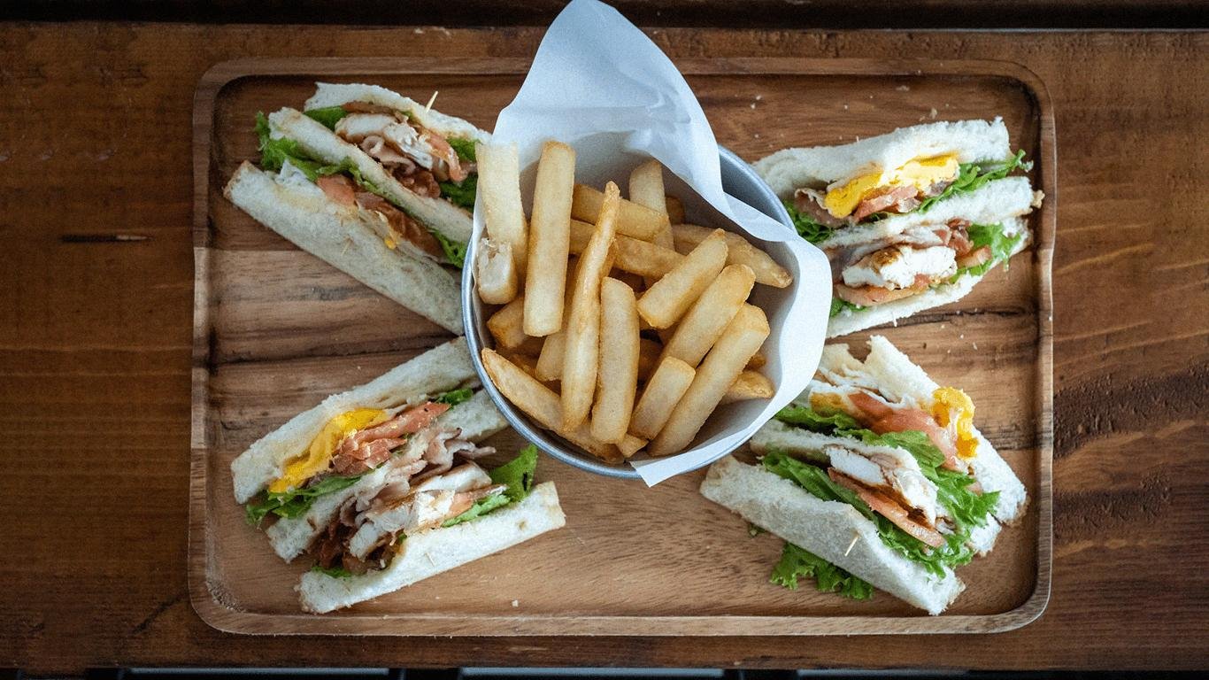 Keberlanjutan: seni dan ilmu mengurangu kemasan makanan di semua outlet layanan makan